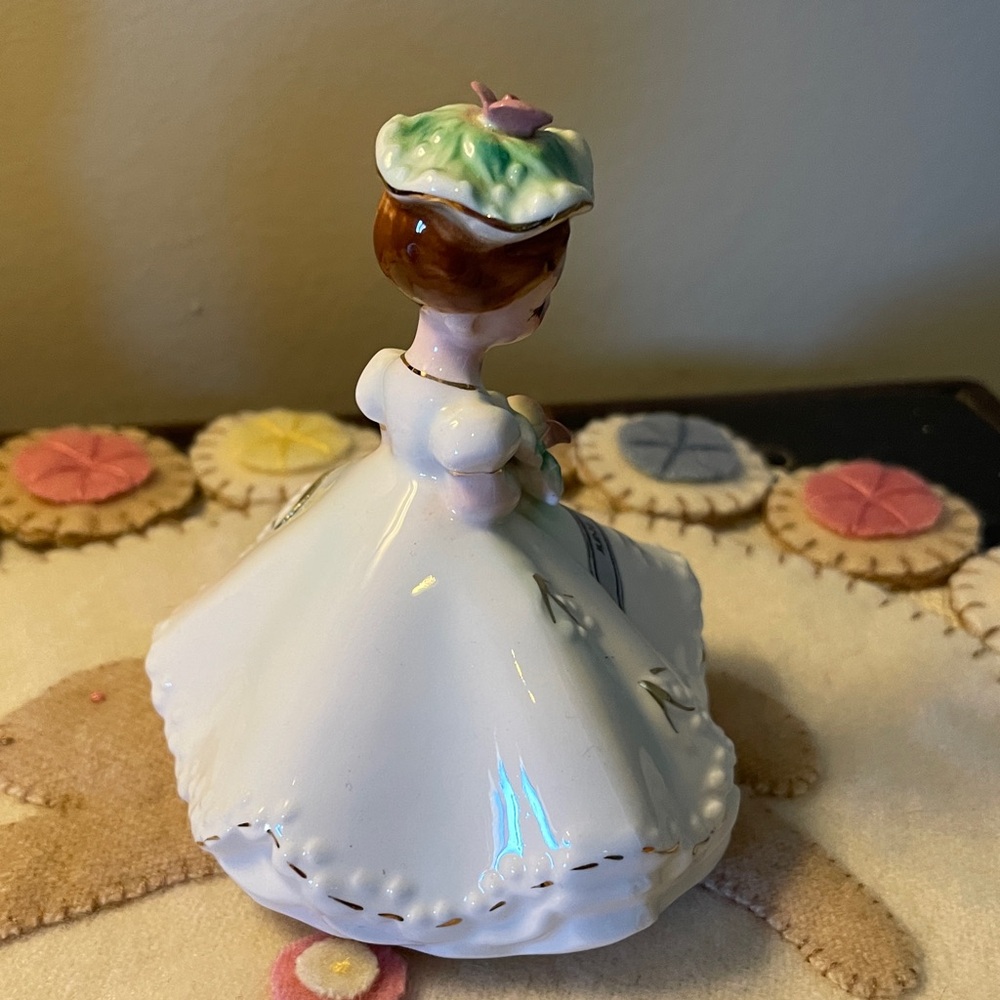 Vintage Josef Originals JUNE Doll of the Month Figurine Bride - Picture 5 of 10